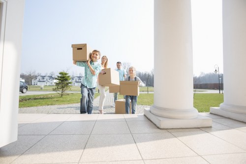 Flexible self storage setup for household and business items